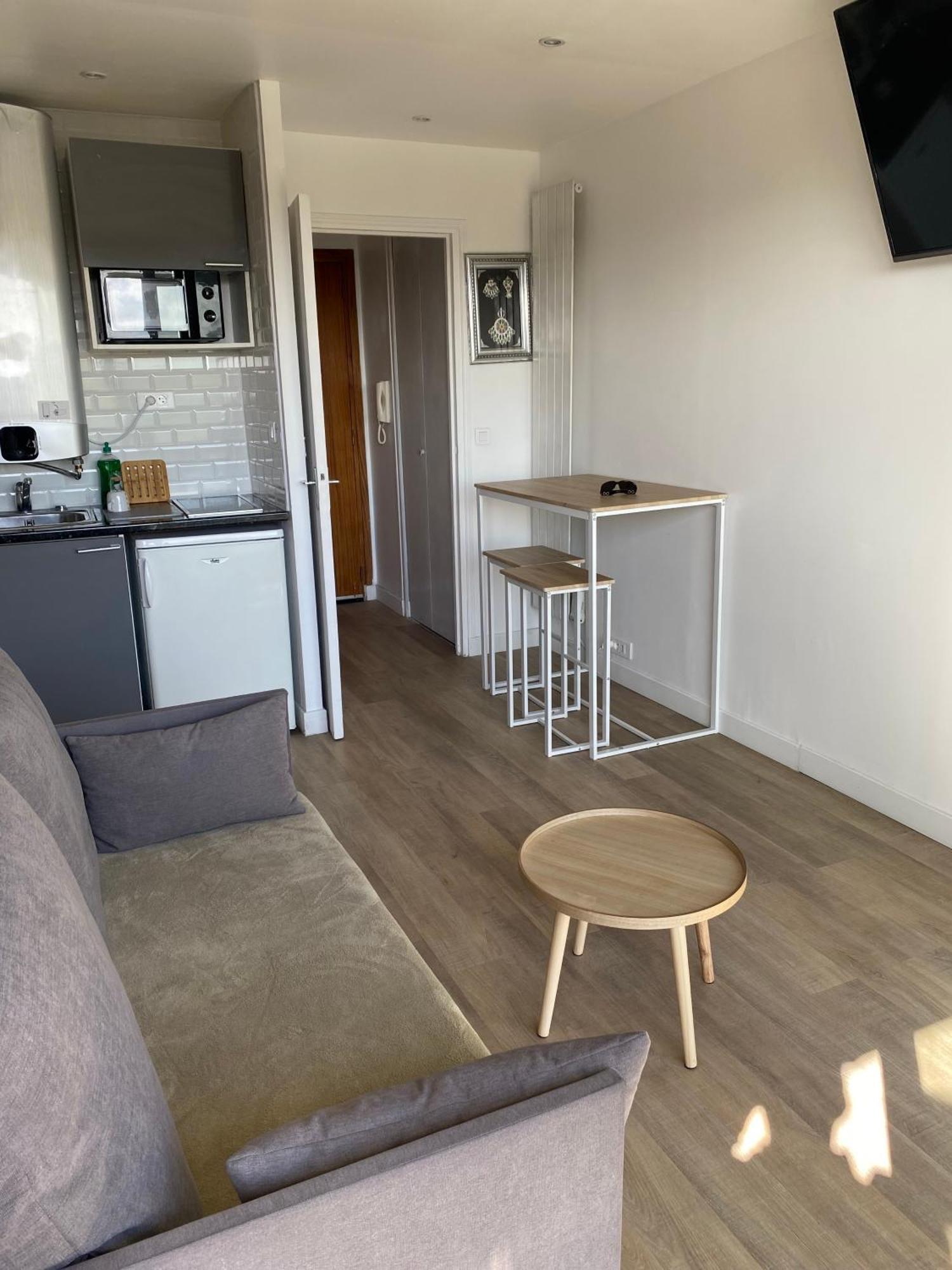 Beau Studio Au Bord De La Mer Блонвиль-сюр-Мер Экстерьер фото